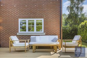 Photo 52- click for photo gallery